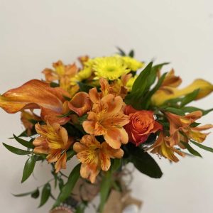Bouquet dai colori gialli e arancio